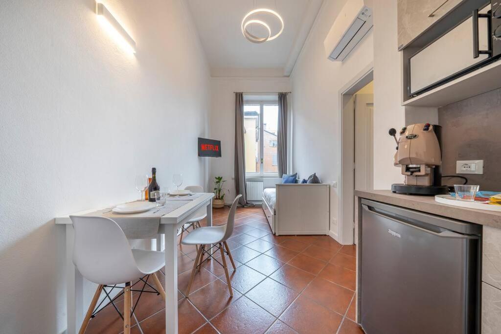 Via Emilia Centro - Stupendo Appartamento A Modena Exterior foto