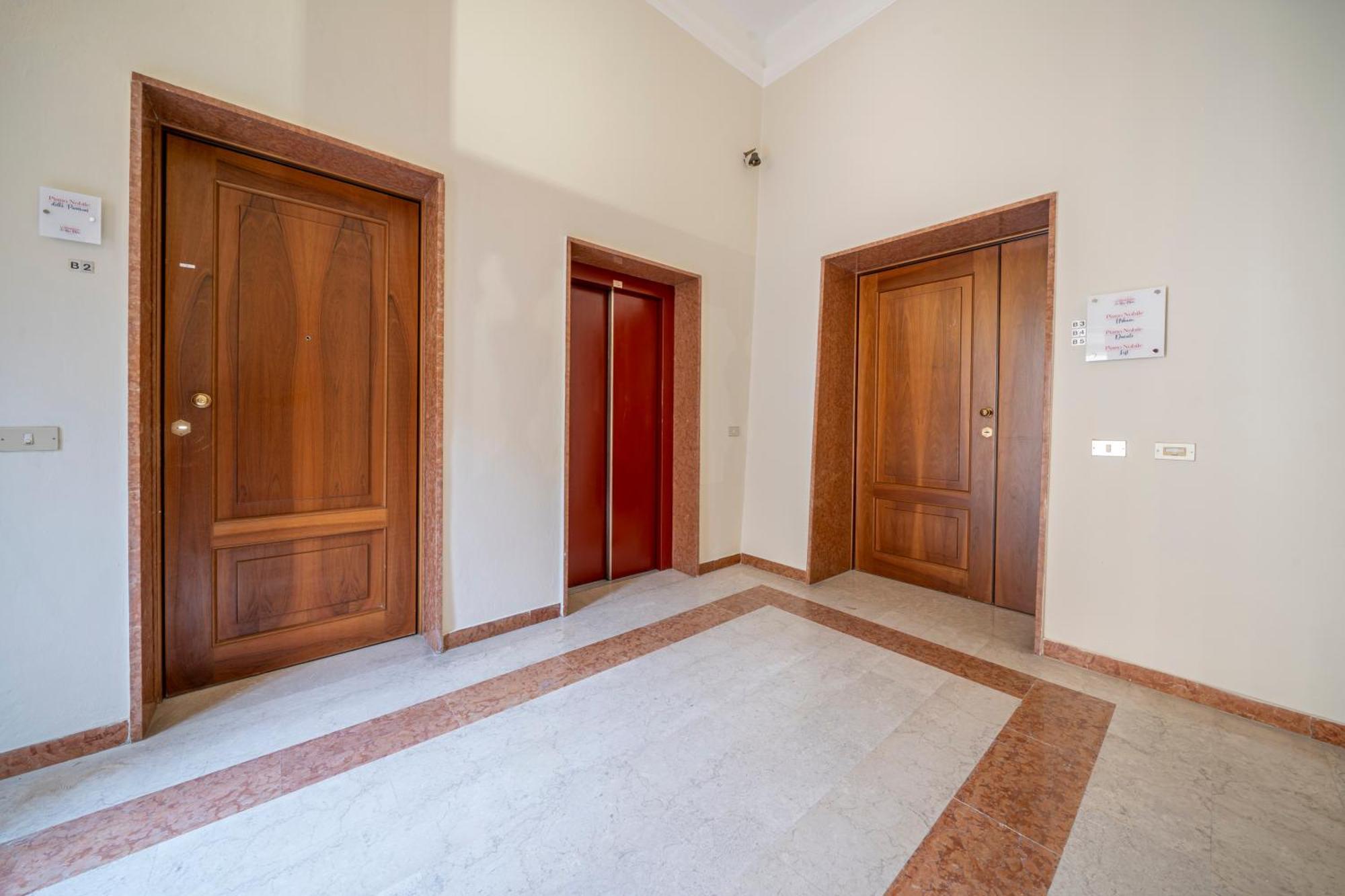 Via Emilia Centro - Stupendo Appartamento A Modena Exterior foto